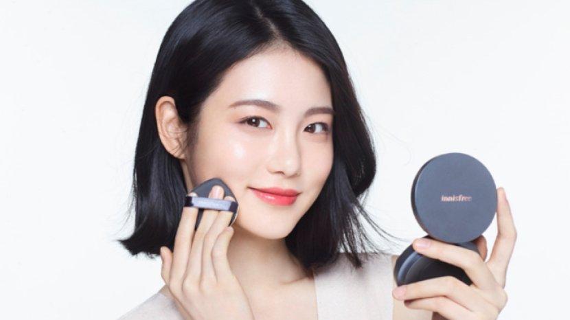 5 Tips Menggunakan Cushion Agar Awet dan Tidak Luntur Saat Cuaca Panas Menyengat