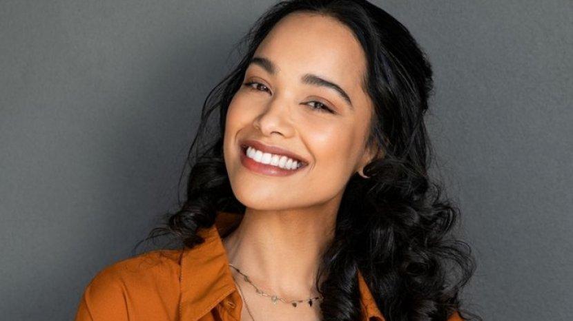 5 Tips Menghilangkan Smile Line Pakai Bahan Alami, Salah Satunya Putih Telur