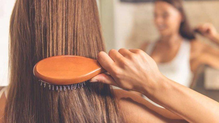 6-Cara-Gampang-Menyisir-Rambut-untuk-Kurangi-Rontok-dan-Patah-dfr.jpg