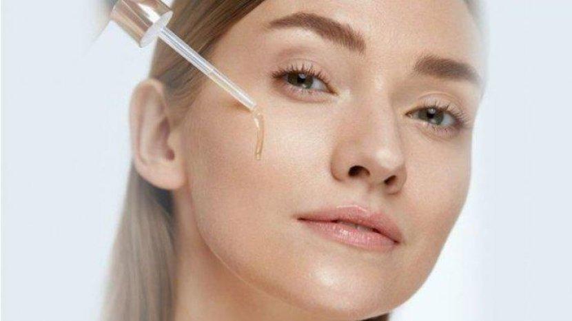 6 Tahapan Memakai Serum Wajah Agar Hasilnya Glowing
