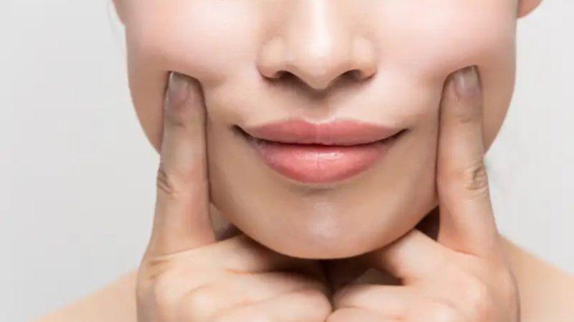7 Cara Mencegah Smile Line Tanpa Perlu Ke Dokter, Wajah Bebas Penuaan Dini