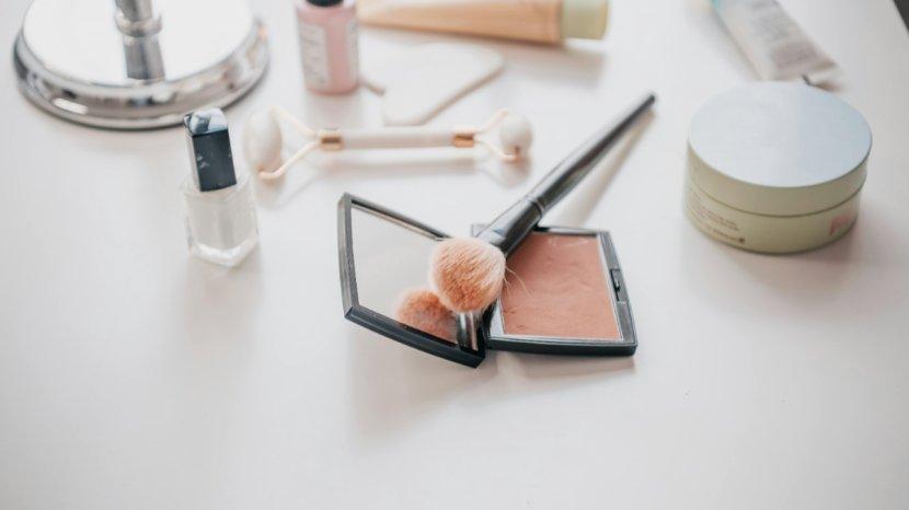 7 Rekomendasi Blush On Harga di Bawah 50 Ribu BPOM untuk Kondangan