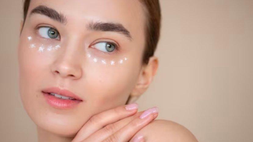 7-Rekomendasi-Eye-Cream-yang-Bisa-Didapatkan-di-Indomaret.jpg