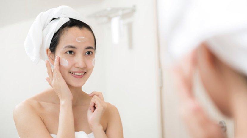 7-Rekomendasi-Moisturizer-Viral-yang-Ramai-Diperbincangkan-di-Medsos.jpg