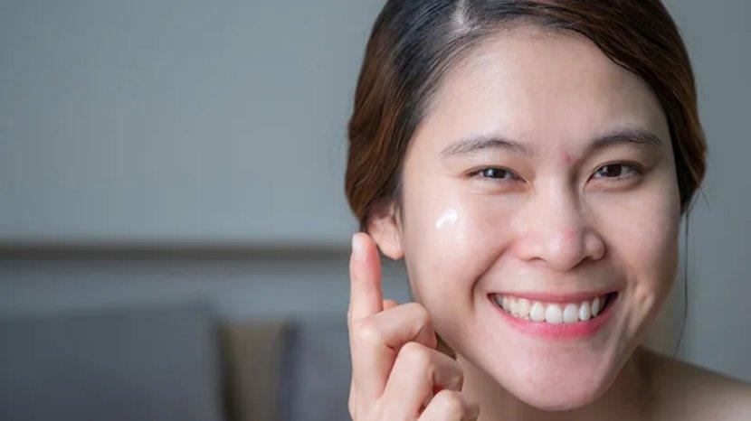 7-Rekomendasi-Obat-Totol-Jerawat-yang-Aman-Dipakai-Setiap-Hari-Jerawat-Langsung-Memudar.jpg