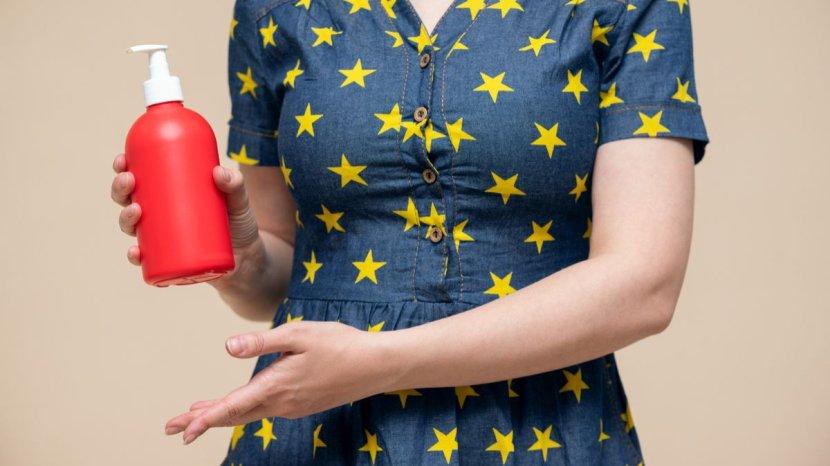 7 Rekomendasi Sabun Mandi yang Aman untuk Kulit Eksim, Berbahan Alami Tanpa SLS