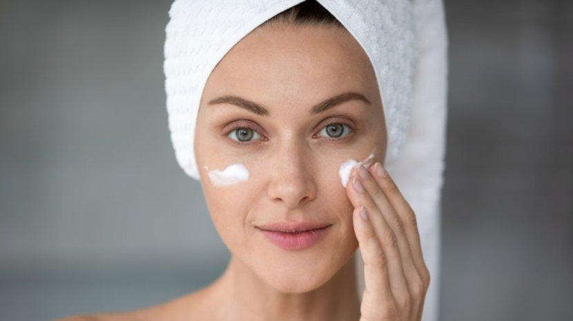 7-Rekomendasi-Sunscreen-Murah-Spesial-Harbolnas-99-di-Shopee.jpg