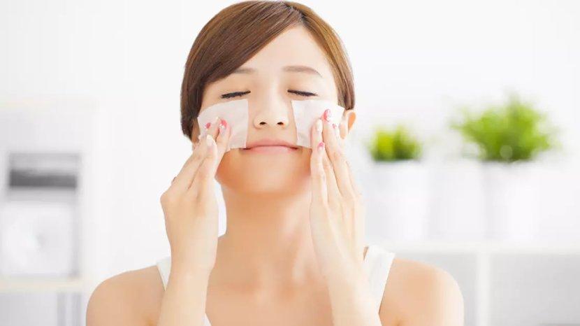 7-Rekomendasi-Toner-yang-Tidak-Bikin-Kulit-Berminyak-Wajah-Bebas-Jerawat.jpg