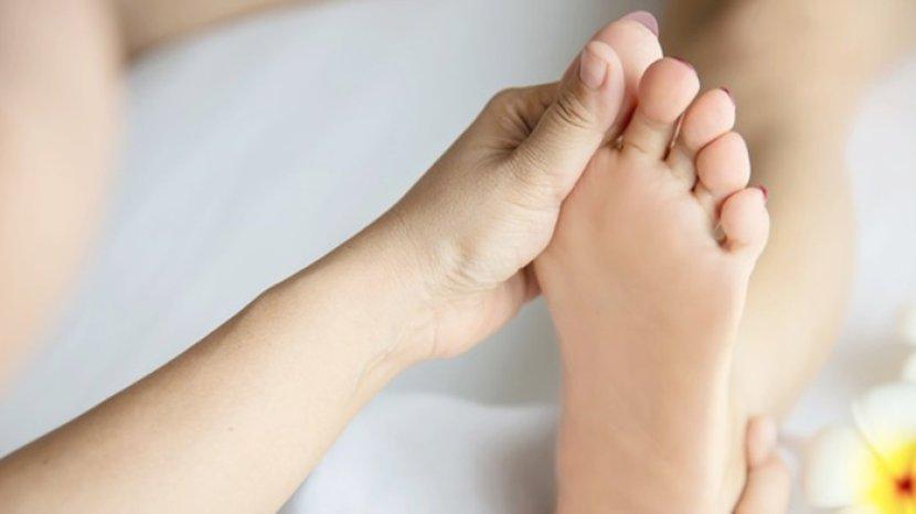 Cara Ampuh Menghilangkan Bau Kaki Secara Permanen yang Patut Kamu Coba, Ikuti 9 Langkah ini