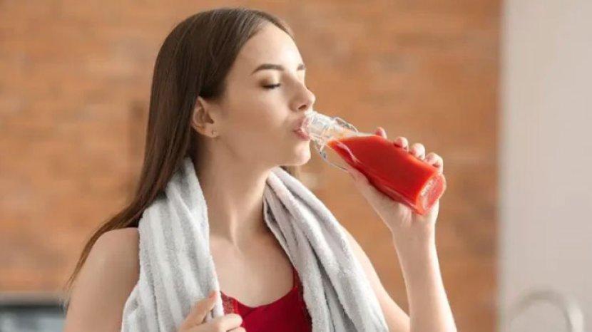 9 Minuman Alami Penurun Kolesterol yang Bisa Kamu Bikin di Rumah