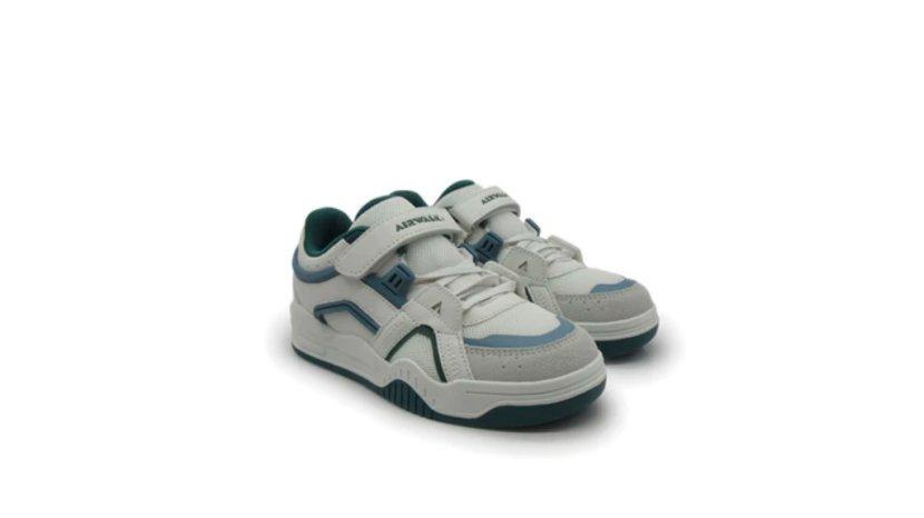 5 Rekomendasi Sepatu Sneakers Anak Promo Sports Station Buy 1 Get 1, Cocok untuk Jalan Santai 17-an