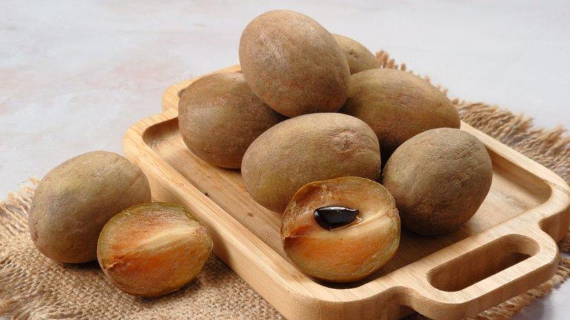 Buah-sawo-juga-berkhasiat-merawat-kulit-dari-dalam2.jpg