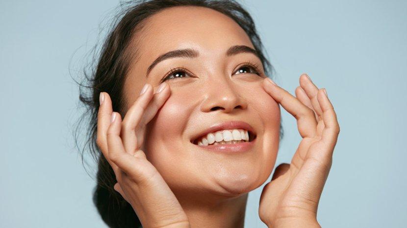 Cara Agar Awet Muda dengan 8 Kandungan Skincare Ini, Apa Saja?