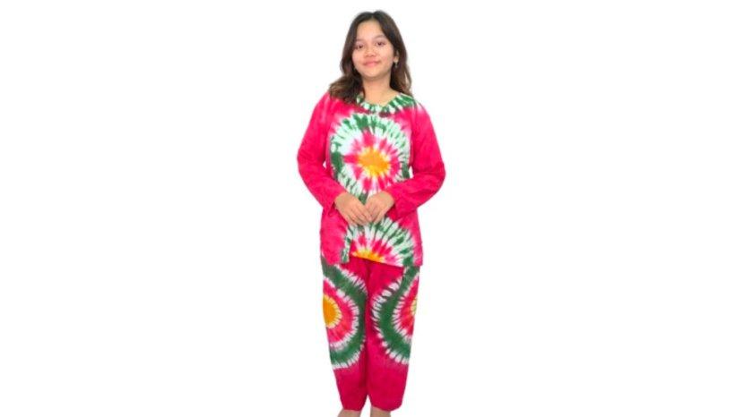 Fashion-Sheffa-melestarikan-tie-dye-dengan-warisan-keluarga6.jpg