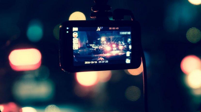 8 Manfaat Dashcam yang Bikin Kamu Harus Punya untuk Dipasang di Mobil