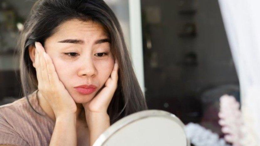 Ilustrasi-makeup-tampak-lebih-tua.jpg