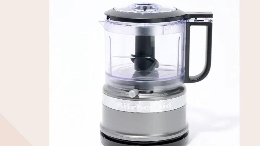 Hindari 10 Kesalahan Penyebab Pisau Food Chopper Cepat Tumpul