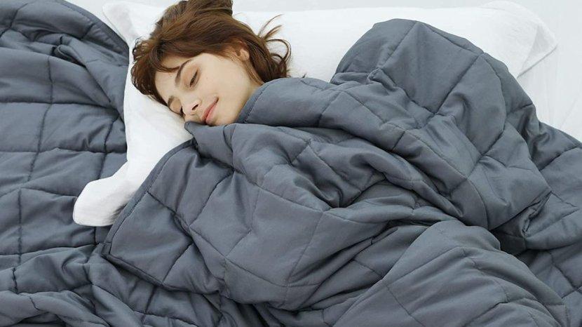 Ilustrasi-penggunaan-selimut-yang-nyaman-untuk-tidur-malam.jpg