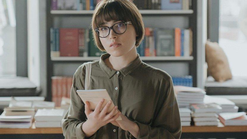 5 Inspirasi Styling Kemeja yang Cocok untuk Penampilan Kasual Sehari-hari