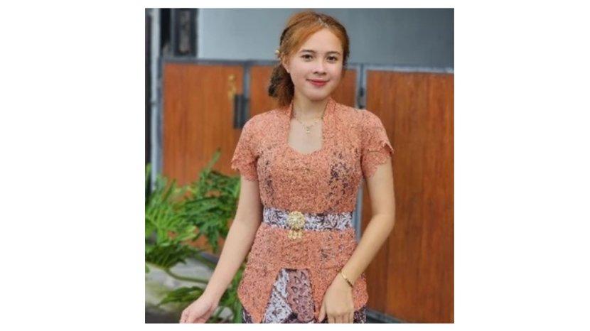 5 Rekomendasi Kebaya Cantik untuk Acara Agustusan Harga di Bawah 100 Ribu di Marketplace