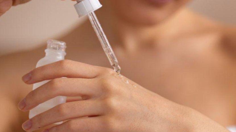 Kegunaan Peeling Serum dan Tips Memakainya Dengan Benar