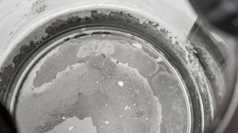 Kerak-Putih-Limescale-di-Teko-Air.jpg