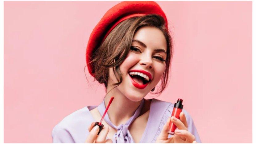 Anti Luntur! 25 Daftar Lipstik Ini Punya Formula Transferproof yang Tahan Seharian tanpa Touch Up