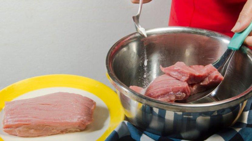 Melunakkan-daging-bisa-dilakukan-dengan-berbagai-cara-mudah.jpg