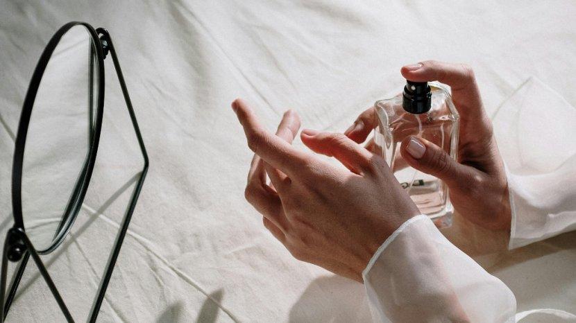 5 Rekomendasi Parfum dengan Aroma Segar, Wanginya Cocok di Cuaca Panas
