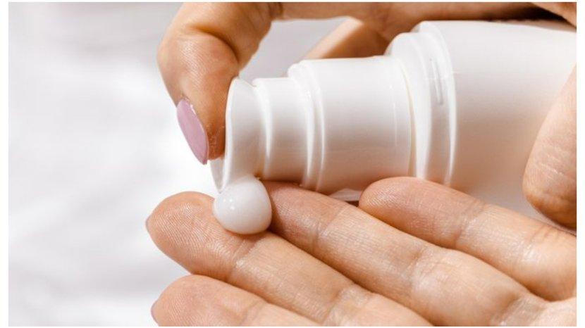 Rekomendasi-Pelembap-anti-Aging-Terbaik-untuk-Usia-25.jpg