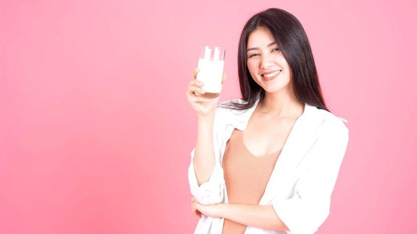 Rutin-minum-susu-kedelai-bisa-bikin-kulit-cantik.jpg