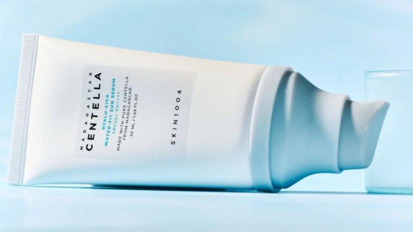 SKIN1004-Madagascar-Centella-Hyalu-Cica-Water-Fit-Sun-Serum-SPF50-PA-7.jpg