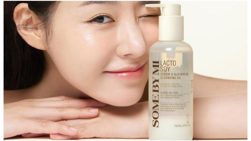 SOME-BY-MI-Lacto-Soy-Sebum-Blackhead-Cleansing-Oil6.jpg
