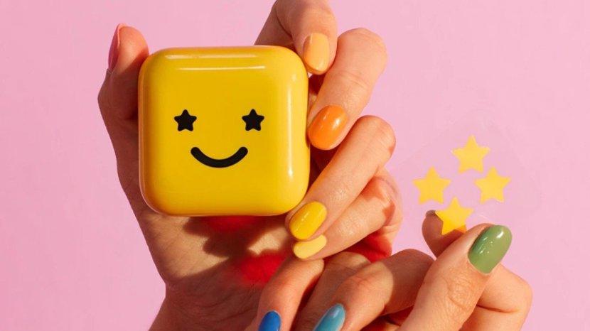 3 Acne Patch yang Memiliki Bentuk Lucu di Sociolla, Cocok Menemani dan Mengatasi Jerawat