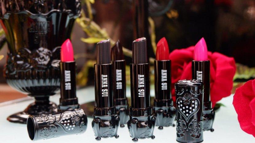 Review 5 Varian Lipstik Anna Sui, Brand asal New York yang Mencuri Hati Dunia