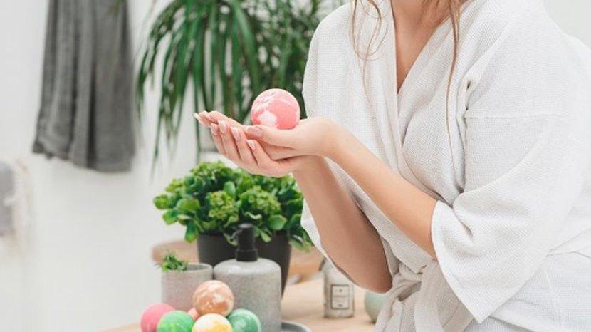 5 Cara Tepat Relaksasi Tubuh dengan Menggunakan Bath Bomb