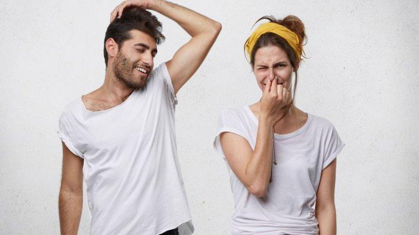 5 Rekomendasi Bahan Alami untuk Atasi Bau Badan Berlebih di Tubuh