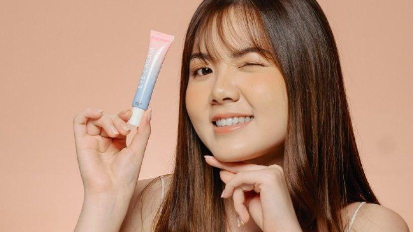 7 Rekomendasi Eye Serum Terbaik ini Sudah BPOM dan Cocok Jadi Pilihan