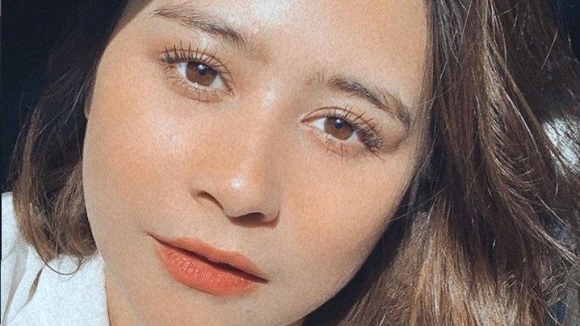 Jangan Bingung, 8 Warna Lipstik Ini Cocok untuk Kamu Pemilik Bibir Tipis