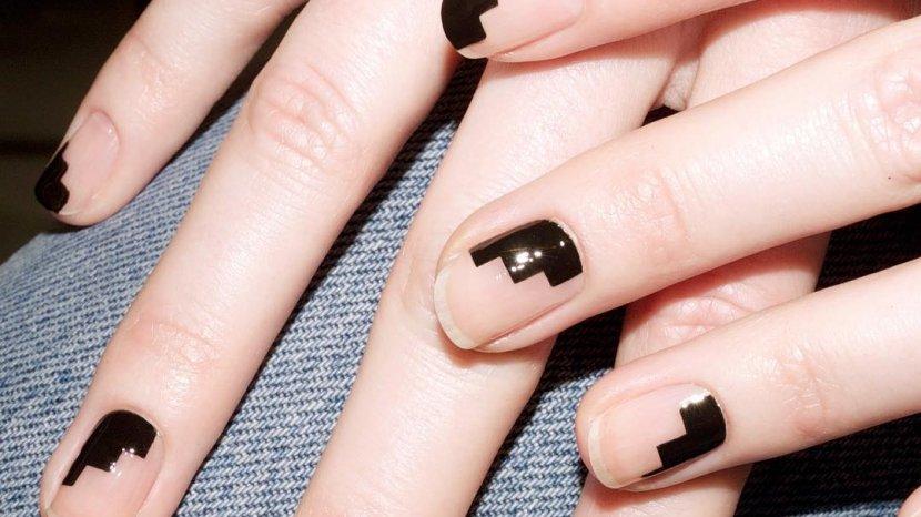 4 Cara Menghias Kuku Agar Tampil Cantik Hanya dengan 2 Alat Ini