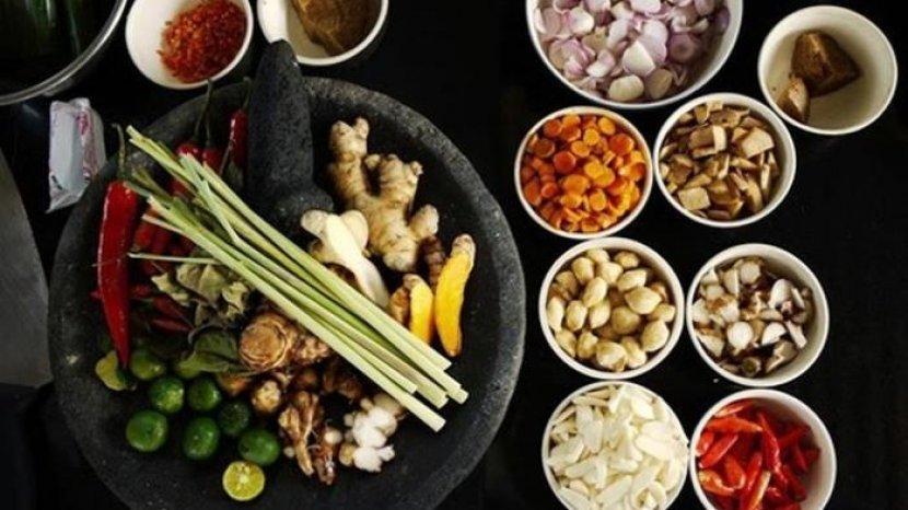 5 Bumbu Rempah yang Perlu disimpan di Dapur