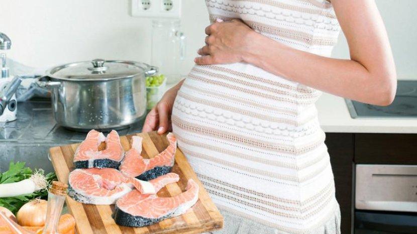 Bisa Cegah Kelahiran Prematur, Ini 7 Serba-serbi Manfaat Ikan Salmon untuk Bumil