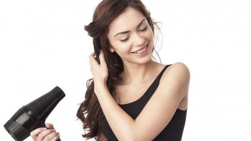 Berikut Rekomendasi Merk Hair Dryer dari Harga yang Murah hingga Mahal