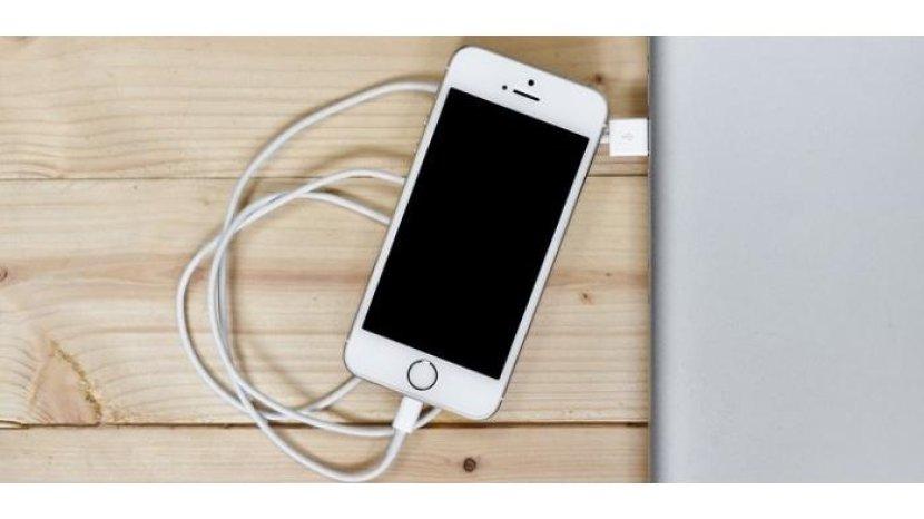 Tips Ampuh Menjaga Kesehatan Baterai HP Agar Awet dan Tahan Lama