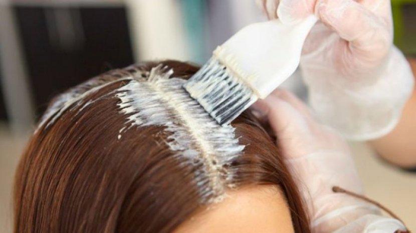 4 Rekomendasi Pewarna Rambut dengan Formula Khusus Menutupi Uban