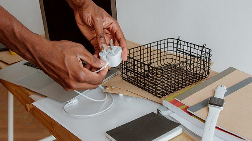 Charger Handphone Gampang Rusak? Lakukan 5 Hal Ini untuk Merawatnya