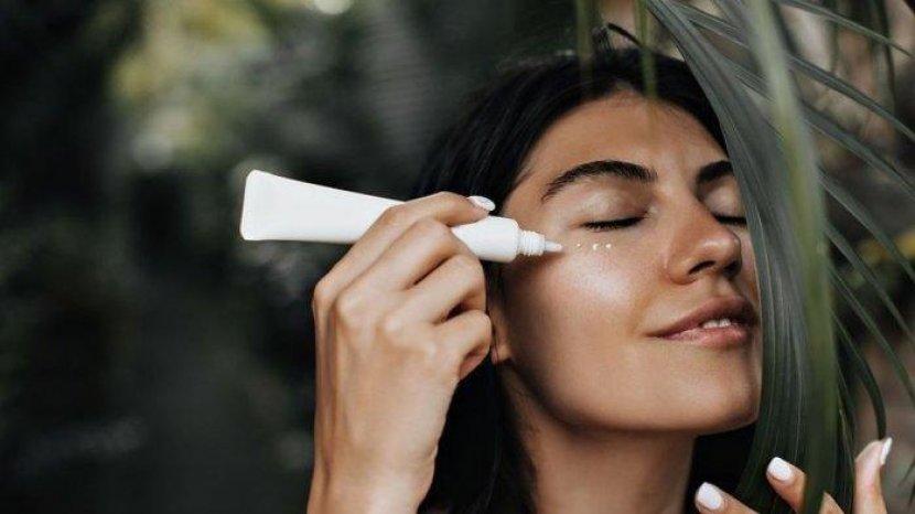 Sempat Viral di Tiktok, Ternyata Tren Contouring Menggunakan Sunscreen Berbahaya untuk Kulit