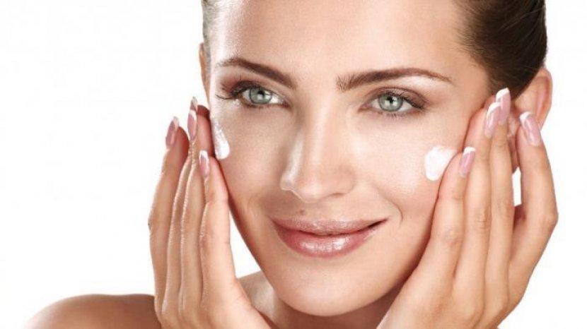 Tak Hanya Make Up Mulus Tanpa Pori-pori, Berikut 4 Manfaat Emina Pore Ranger Primer