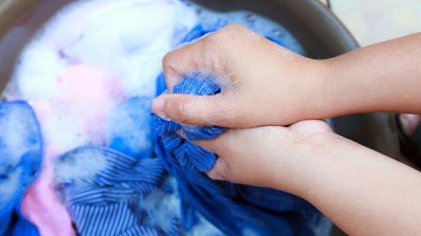 Cara Benar Merawat Koleksi Batik Agar Tetap Awet