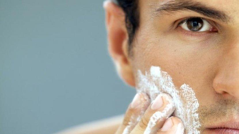 cuci-muka-pria.jpg